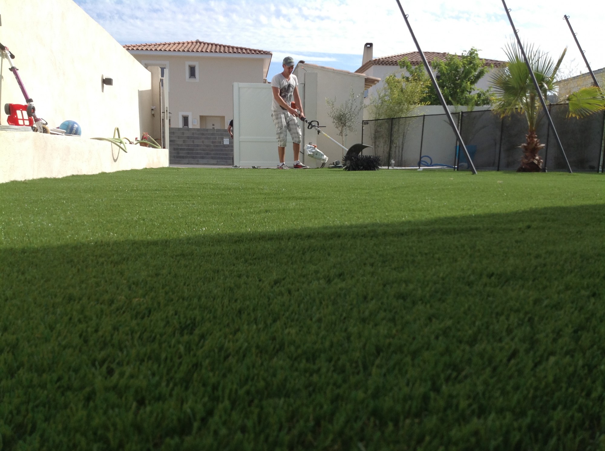 Entreprise spécialiste de la vente et pose de gazon synthétique Montpellier 34